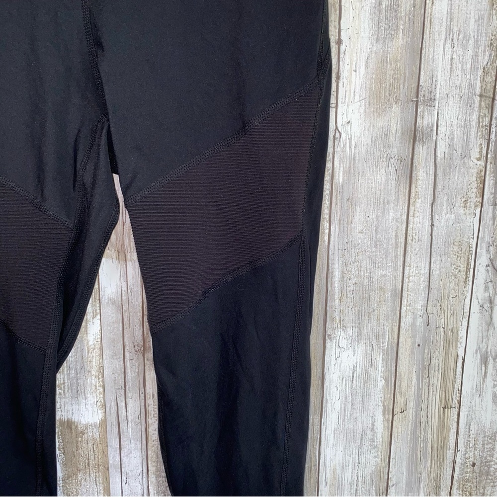 Zyia Black Leggings - Picture 2 of 6